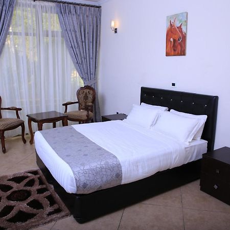 Yaya Africa Athletics Village Sululta Exterior photo