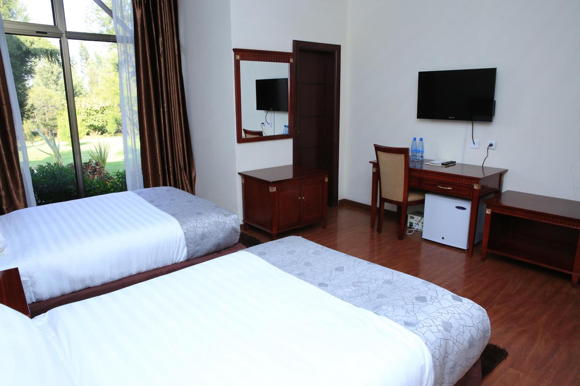 Yaya Africa Athletics Village Sululta Exterior photo
