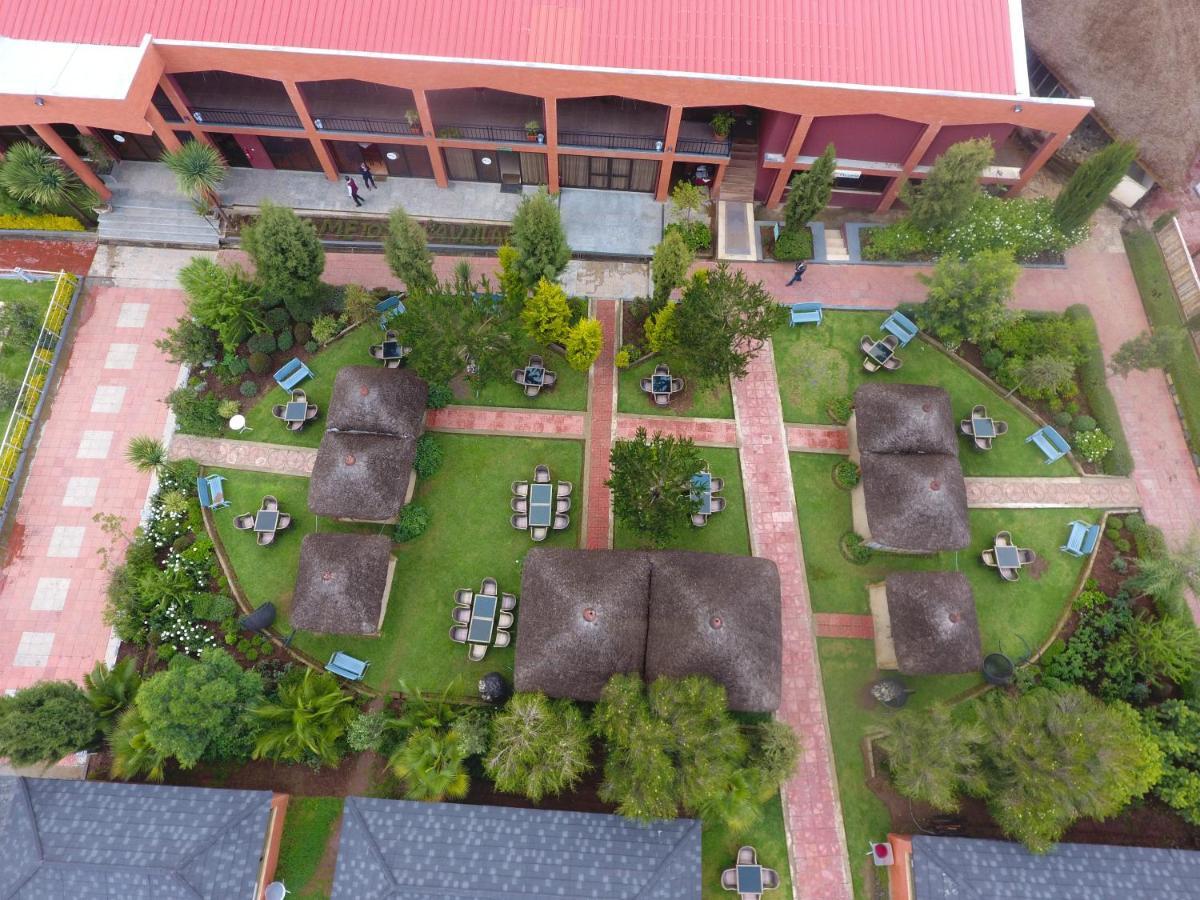 Yaya Africa Athletics Village Sululta Exterior photo